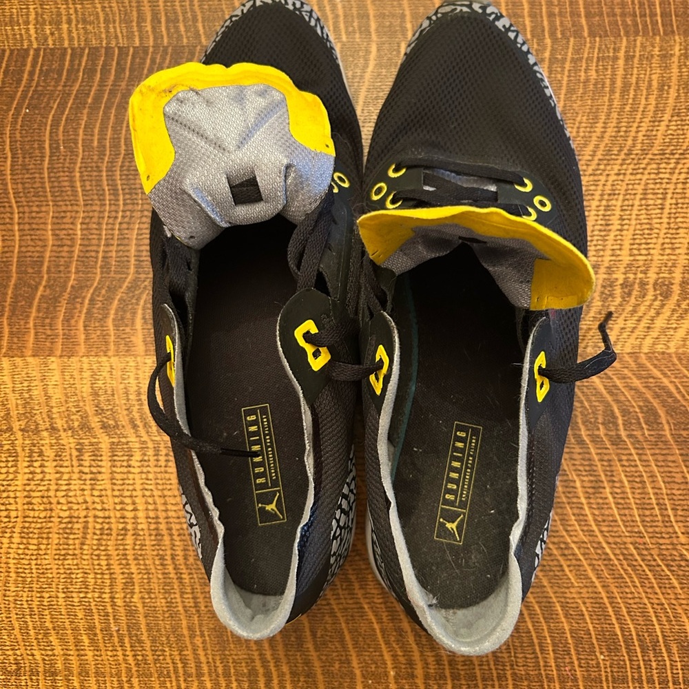 Jordan Black and Yellow Men's Sneakers
